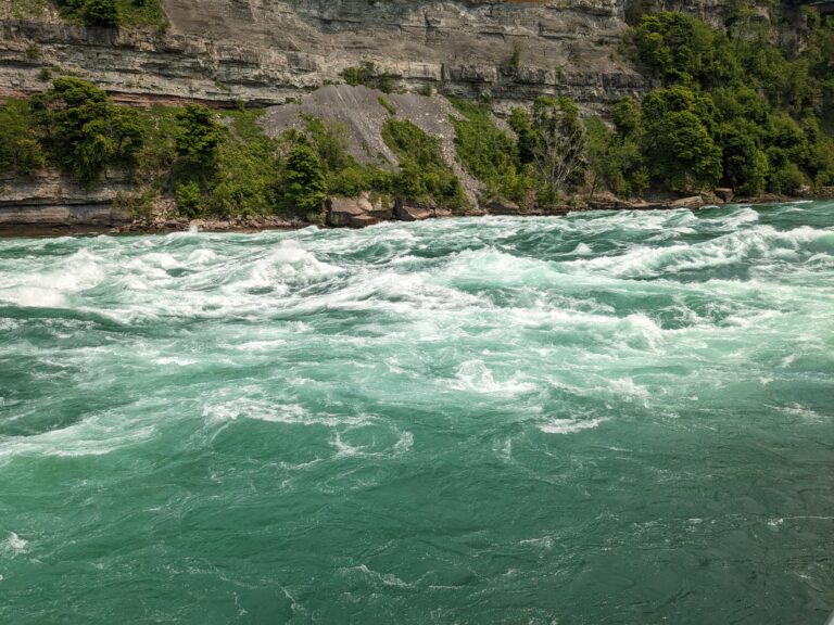 White Water Walk With Tiz in Niagara Falls